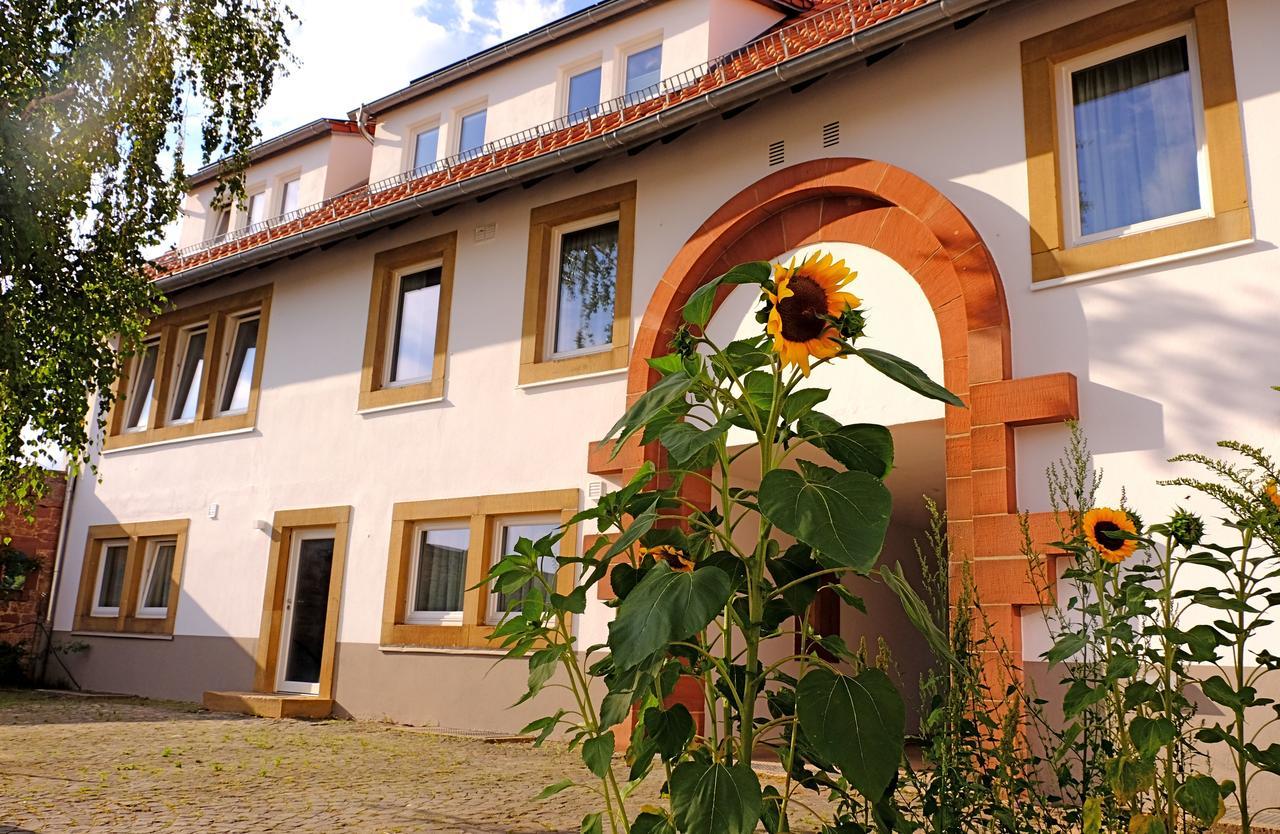 Well-Being Gastehaus Stauf Hotel Eisenberg  Exterior photo